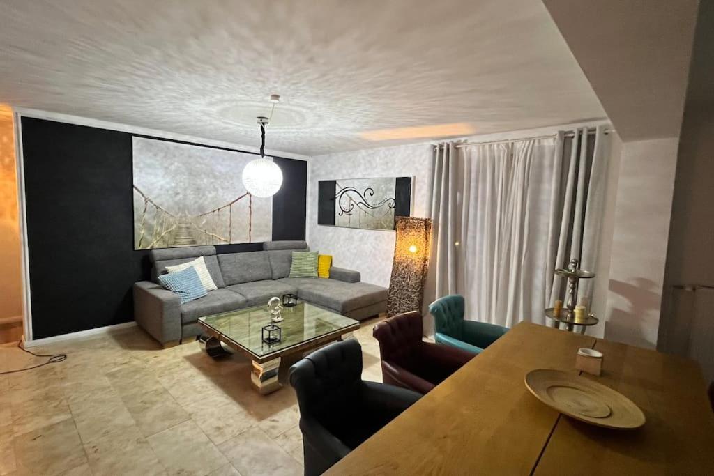 Ein Charmanter Zweifamilienhaus Berlin Extérieur photo